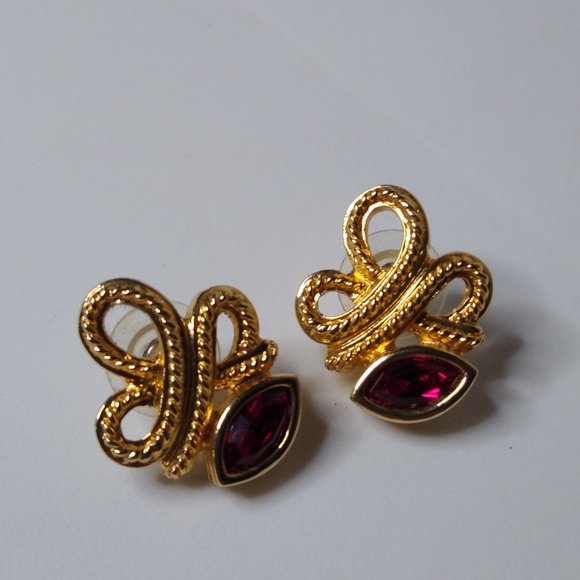 Vintage Marquise Faux Ruby Metal Earrings - Picture 7 of 16